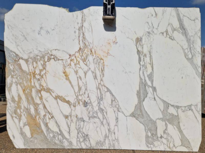 Calacatta Oro Extra Marble