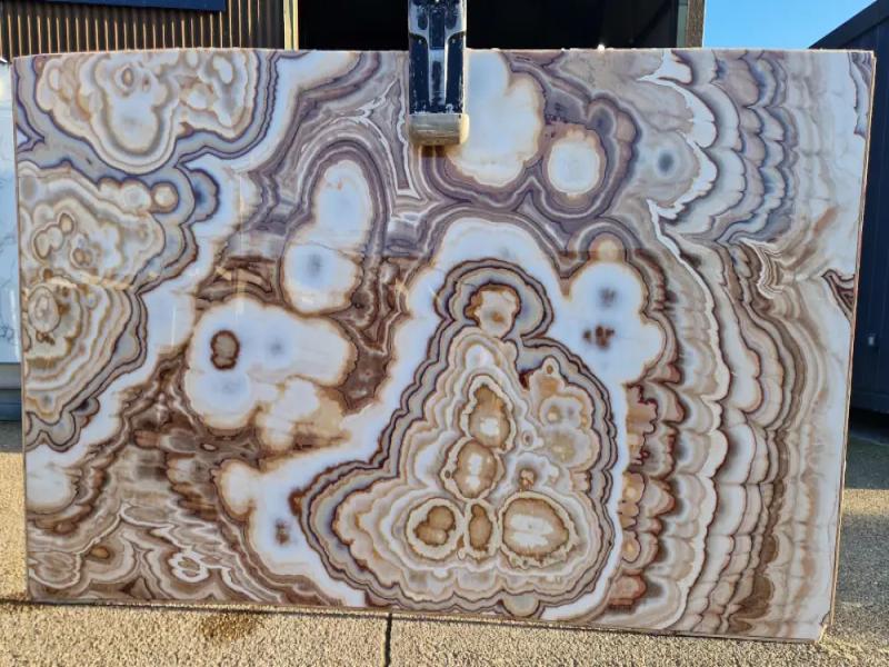 Woodstock Onyx