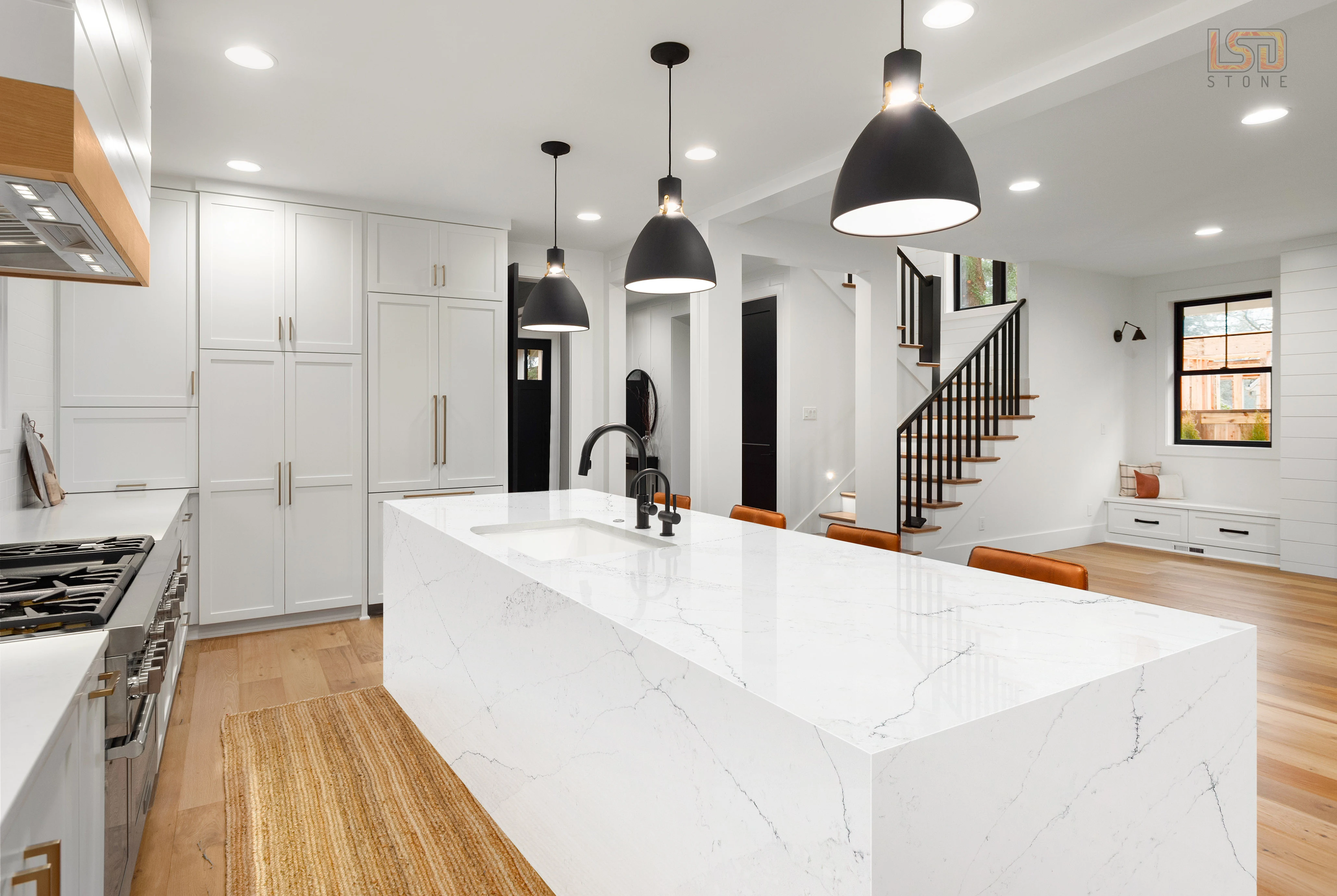 A Complete Guide to Choosing the Right Kitchen Worktops for Your Home