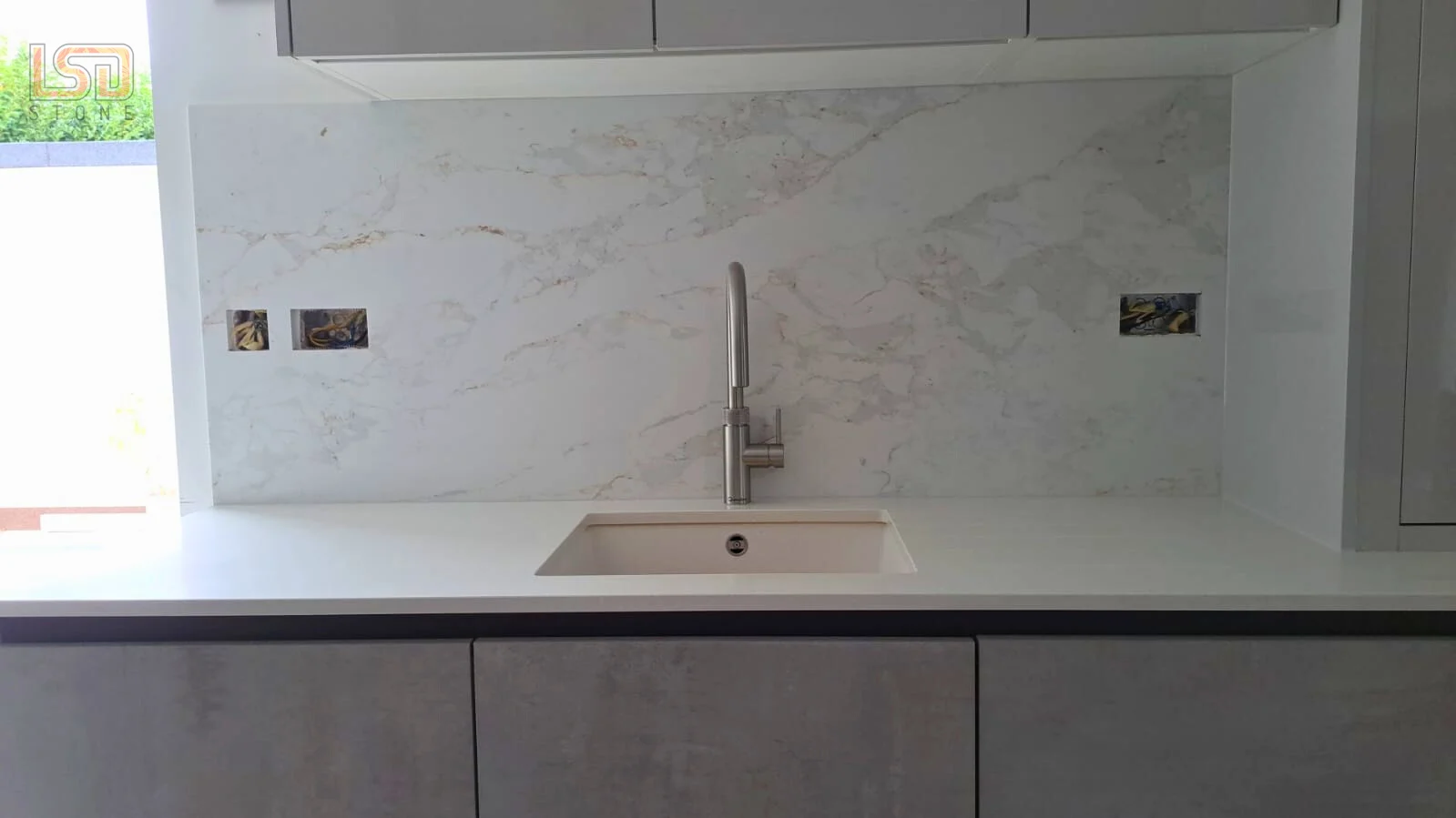 Miami Gold – Quartz Kitchen Worktop Installation