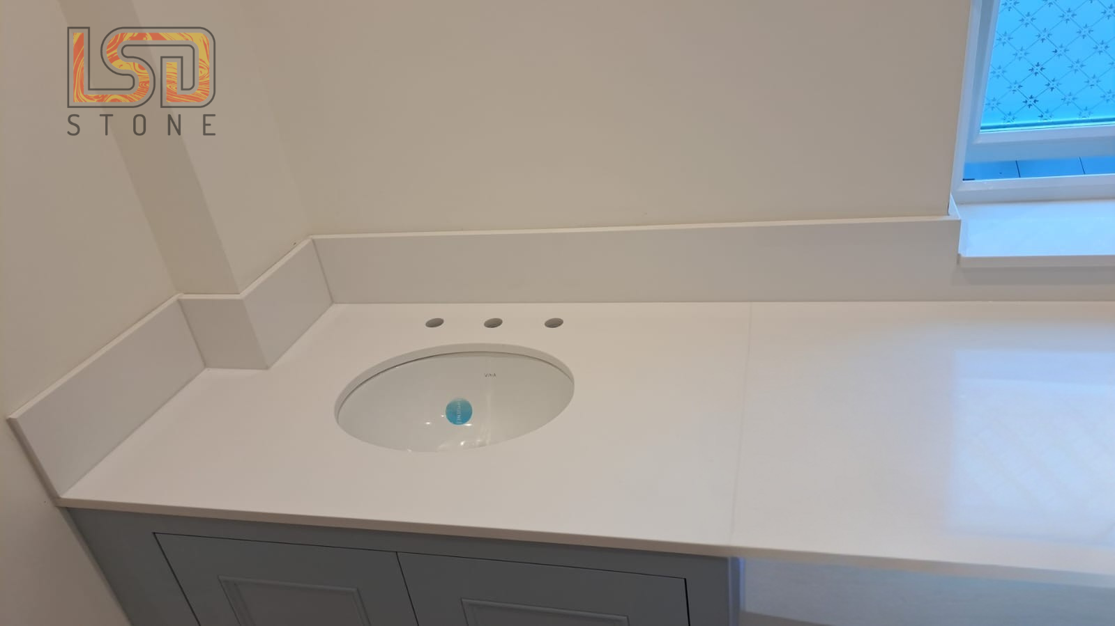Pure White – Worktop Project Image