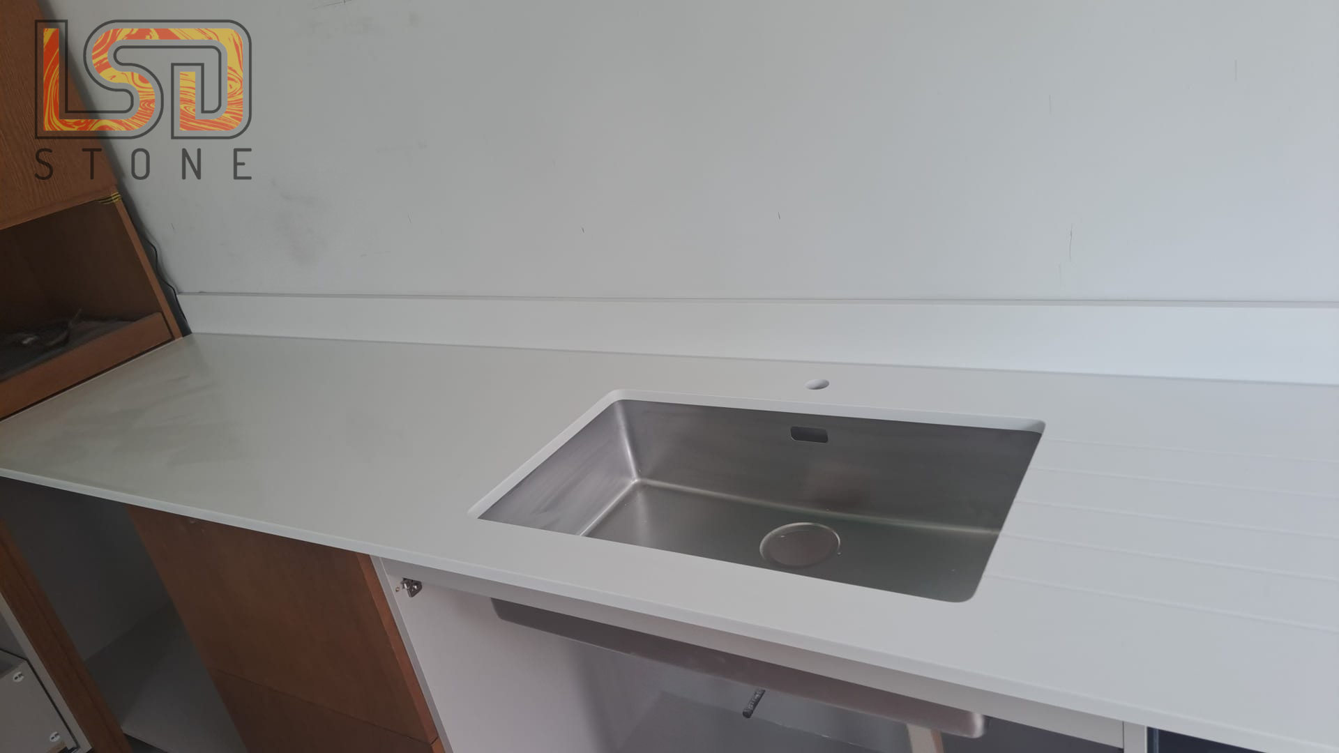 Pure White – Worktop Project Image