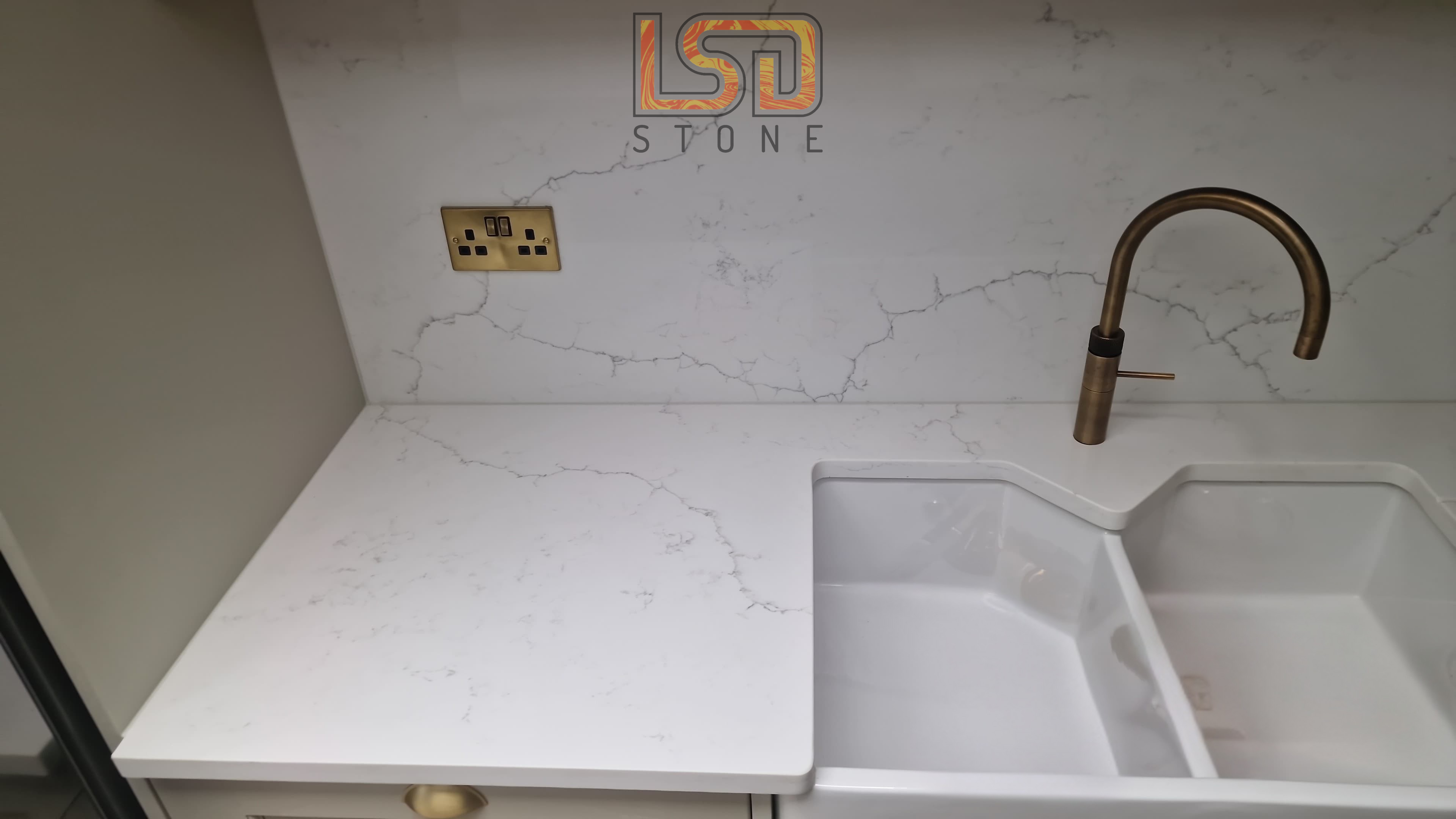 Mysterio onyx – Worktop Project Image
