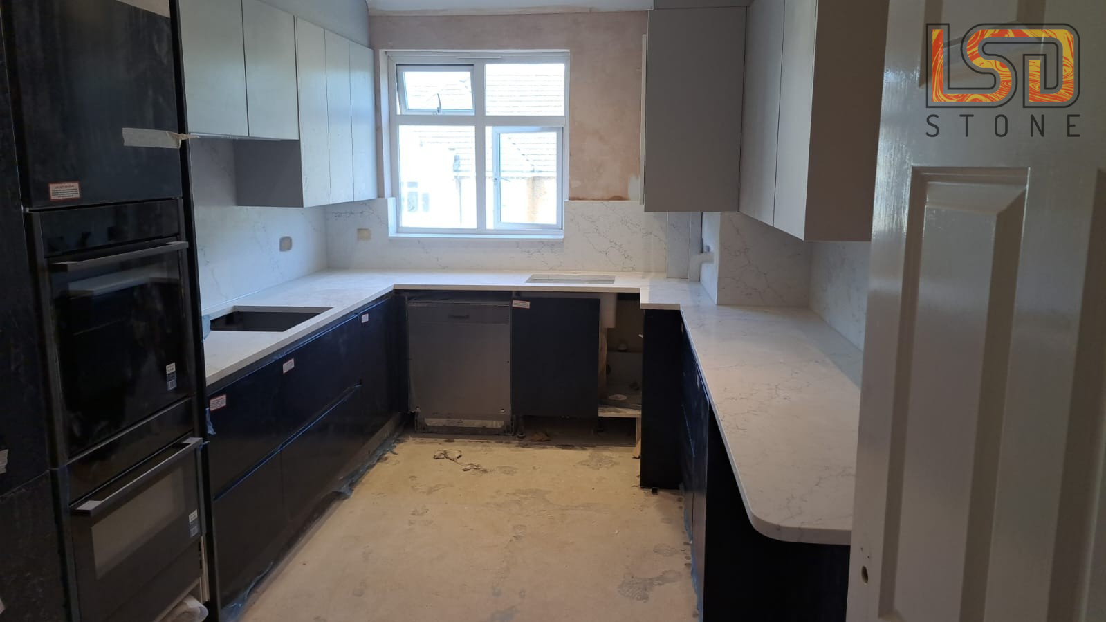 Alaska Bianca – Quartz Kitchen Worktop Installation